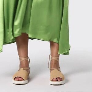 NWT SOREL WOMEN'S ONA™ STREETWORKS DRILLE FLAT SANDAL size 9 Honest Beige